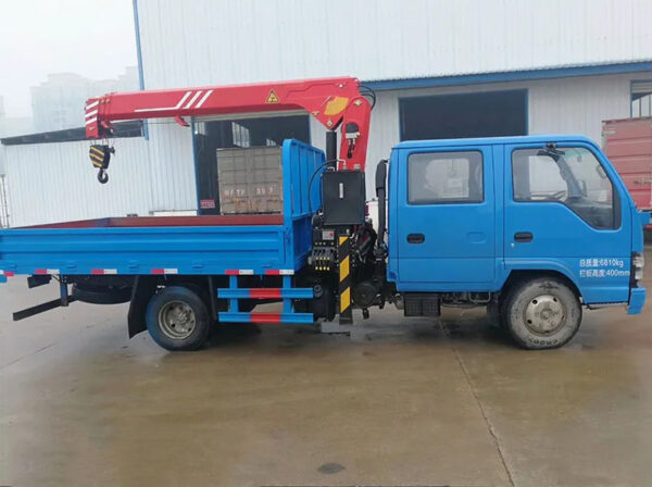 Double Cab ISUZU Dump Truck With 3.2 Tons Crane - 图片 4