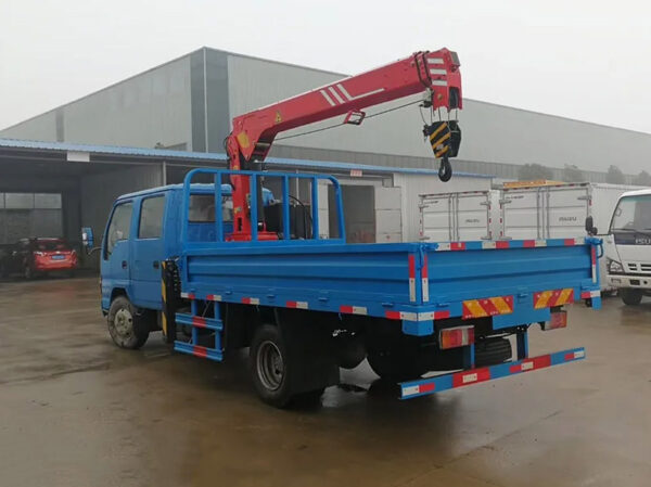 Double Cab ISUZU Dump Truck With 3.2 Tons Crane - 图片 5