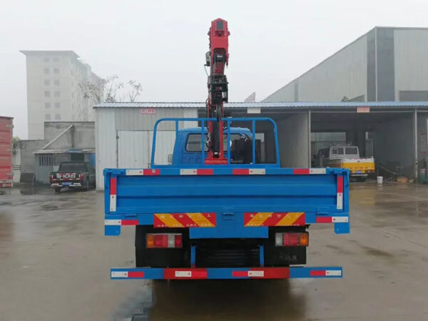 Double Cab ISUZU Dump Truck With 3.2 Tons Crane - 图片 6