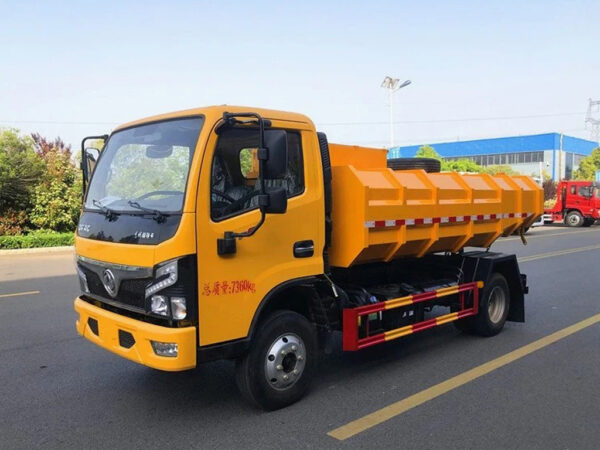 Sludge Dump Truck Dongfeng 4×2 126HP China Special Vehicle Factory Directly Sale