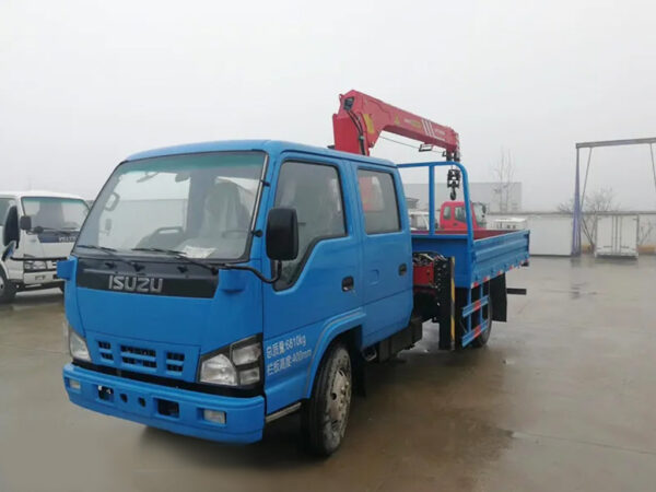 Double Cab ISUZU Dump Truck With 3.2 Tons Crane