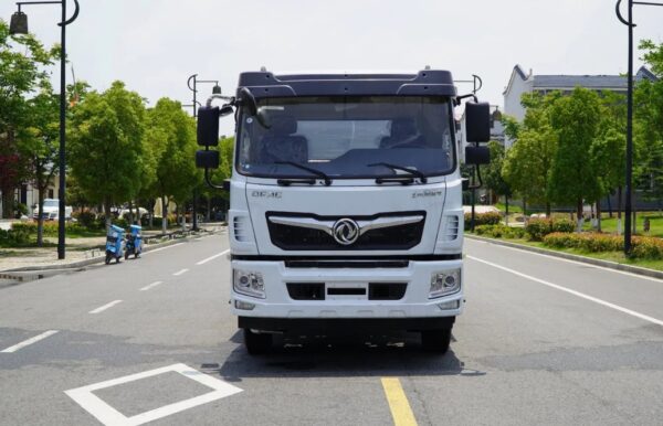 Dongfeng Water Tank Truck 4X2 210HP 15cbm 18cbm 20cbm 25cbm Tanker China Directly Manufacturer - 图片 2