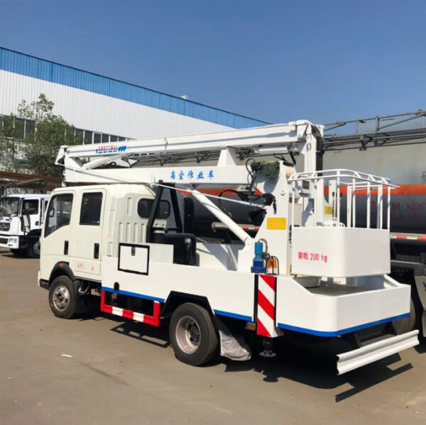 HOWO Extended Boom Arm 4X2 12m High Altitude Operation Hydraulic Lifting Cage Truck - 图片 2