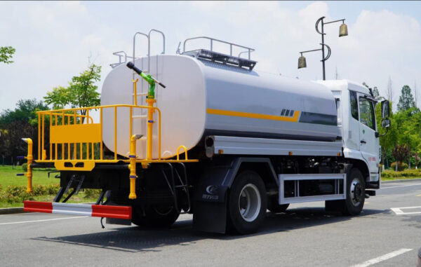 Dongfeng Water Tank Truck 4X2 210HP 15cbm 18cbm 20cbm 25cbm Tanker China Directly Manufacturer - 图片 3