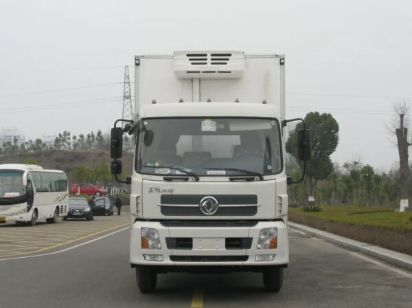 Refrigerated Truck with Rear Hydraulic Platform Fish/Meat/Vaccine/Vegetables Transport Dongfeng 8tons 10tons Refrigerated Truck - 图片 4