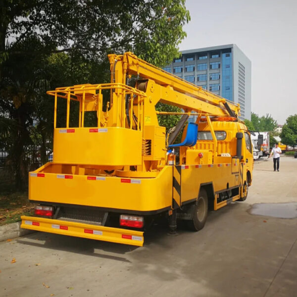High Altitude Operation 18m Aerial Platform Truck Hydraulic Aerial Cage - 图片 5