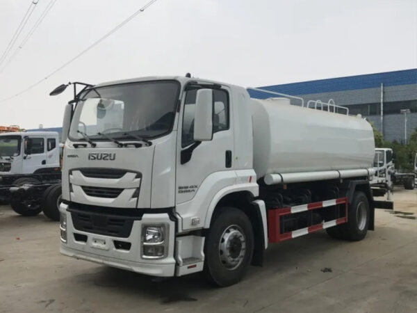 ISUZU Water Tanker Truck Price 4X2 12cbm Water Spray Truck with Fog Cannon for Sale