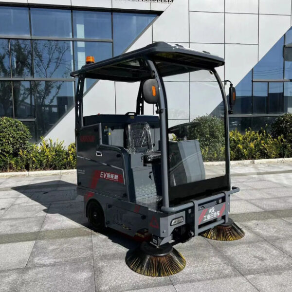 Outdoor Ride on Cleaning Machine Street Leaf Garbage Dust Removal Road Sweeper - 图片 4