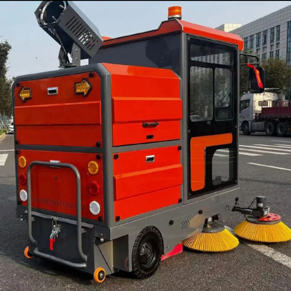 Driving Type Leaf Dust Garbage Cleaning Floor Sweeper for Lawn Sidewalk Yard Outdoor Tennis Court Ground Pavement Concrete Road - 图片 5